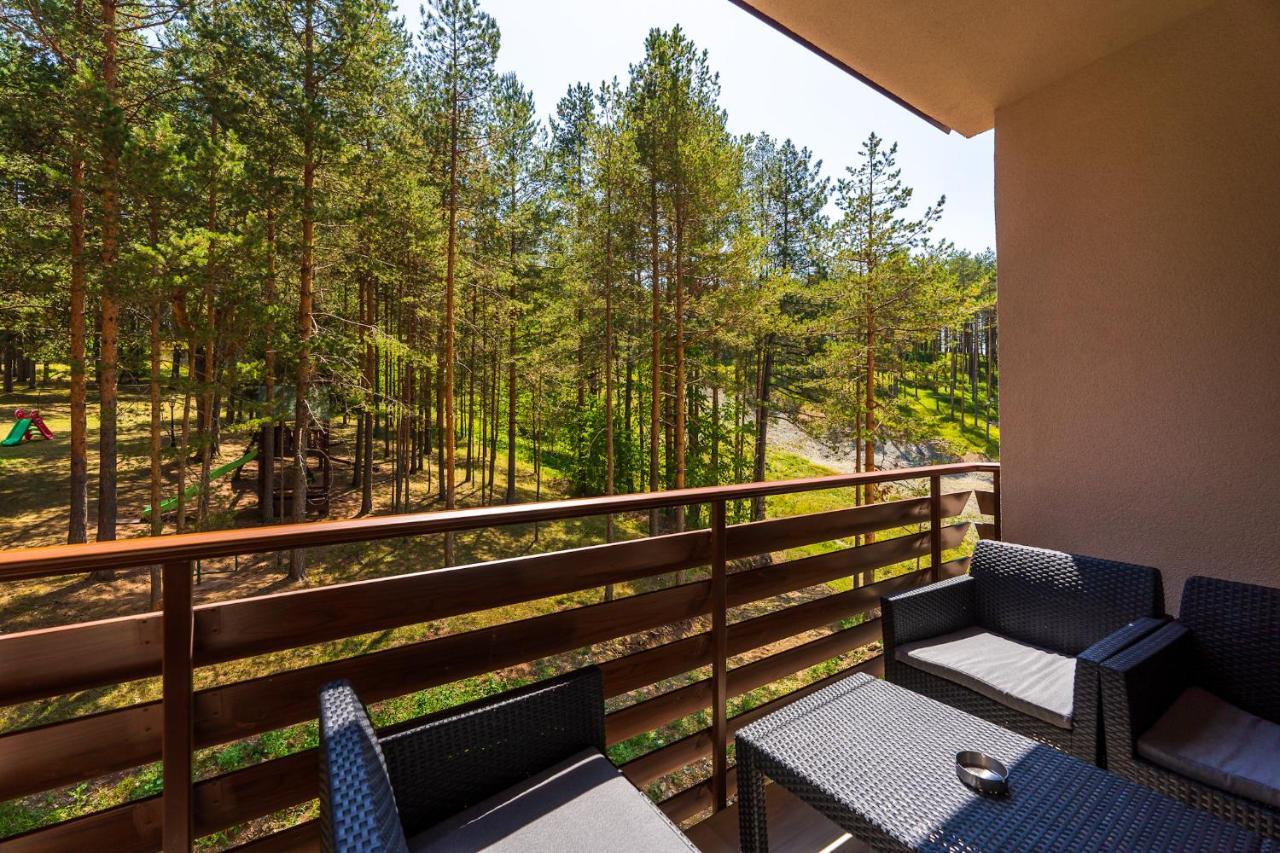 זלאטיבור Vila Pekovic Green, Pine Trees View 2 Bedrooms Apartment מראה חיצוני תמונה
